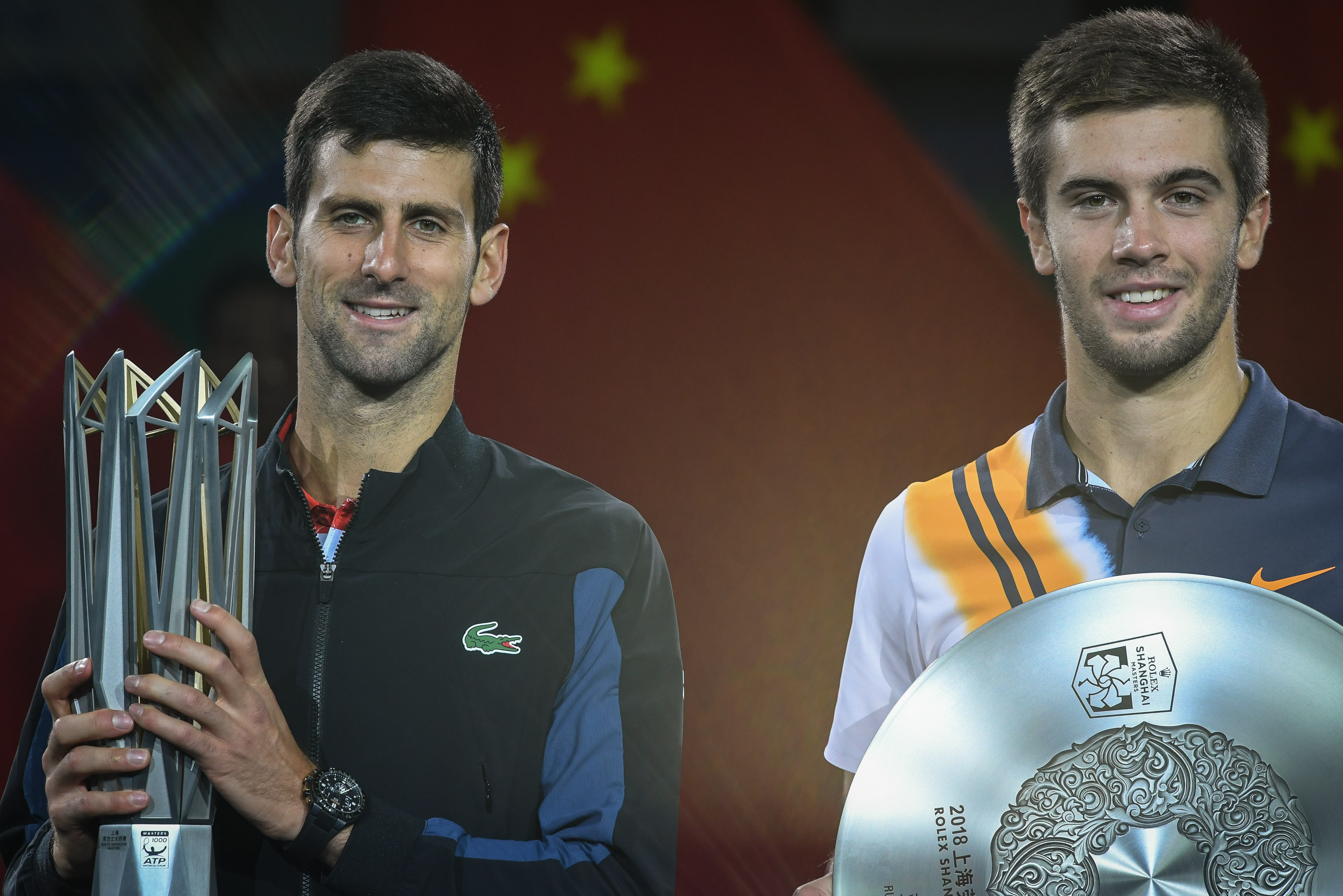 西亚卡姆爆冷击败尤文图斯，问鼎冠军引爆全场！